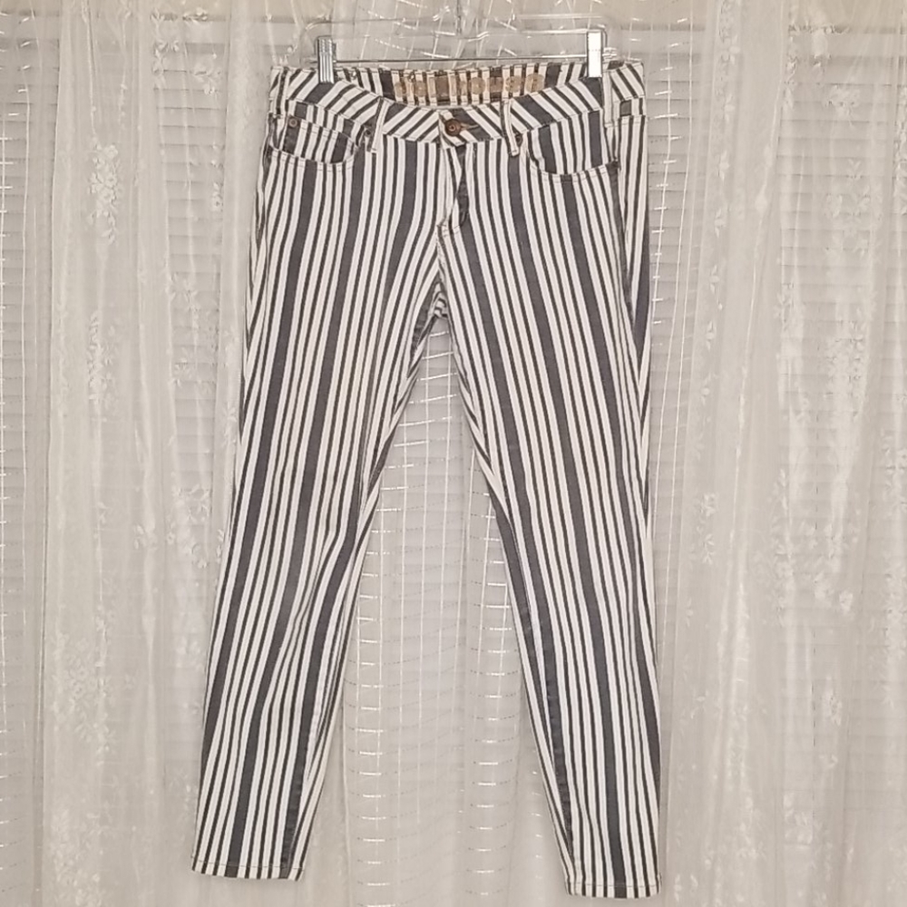 Dollhouse Blue&White Striped Skinny Jeans Sz9